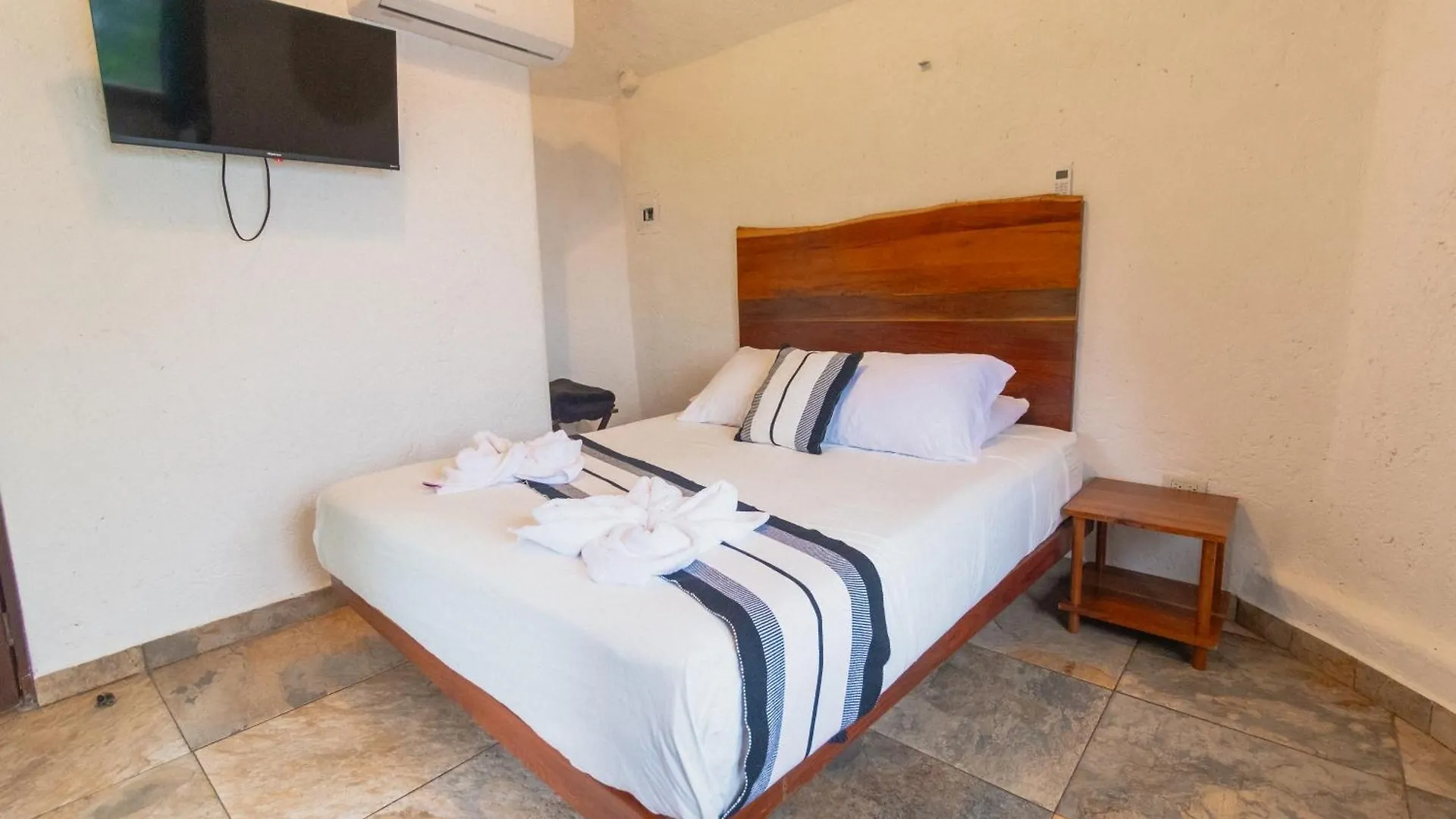 Villas Tucan Bacalar Lagoon Front